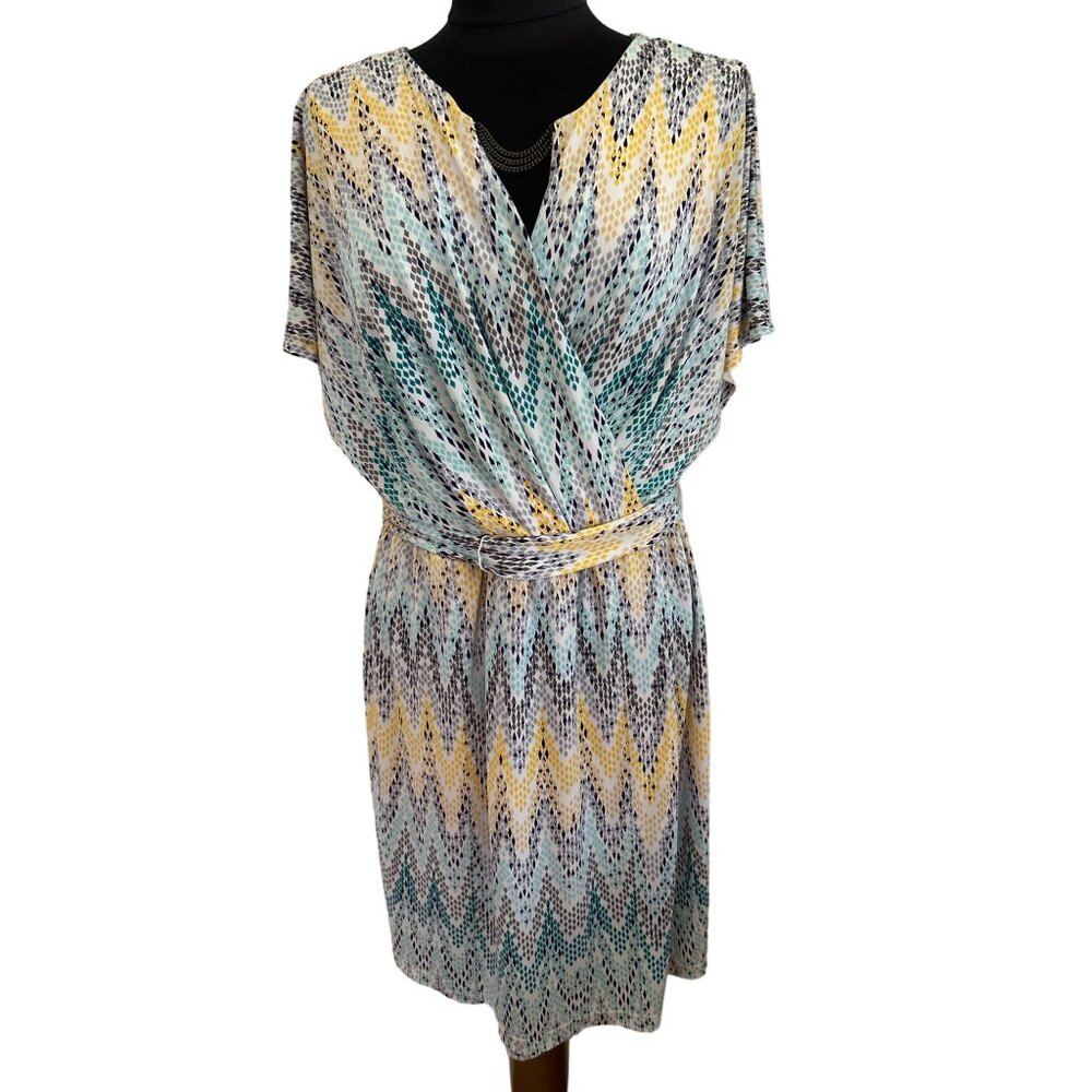 Jessica Simpson Muti-Colored Faux Wrap Dress V Neck Chain Accent, Size 12
